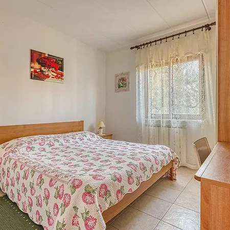 Apartamento Marina 3 With Shared Pool Rovinjsko Selo