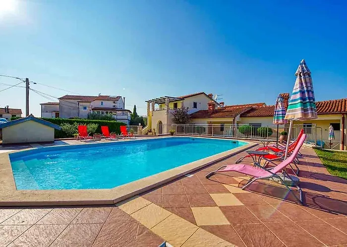 Marina 3 With Shared Pool Apartamento *
