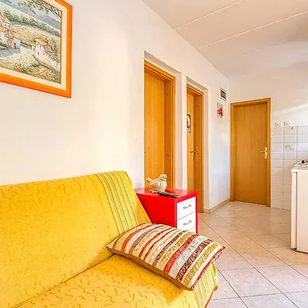 Marina 3 With Shared Pool Apartment